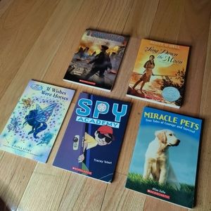 Paperback Set - Very Good